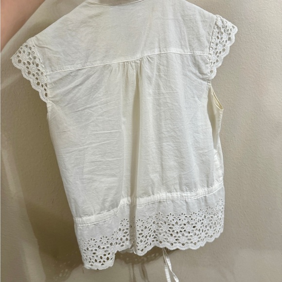 Rose Vine Vintage White Collar Tied Sleeveless Top - Picture 4 of 9